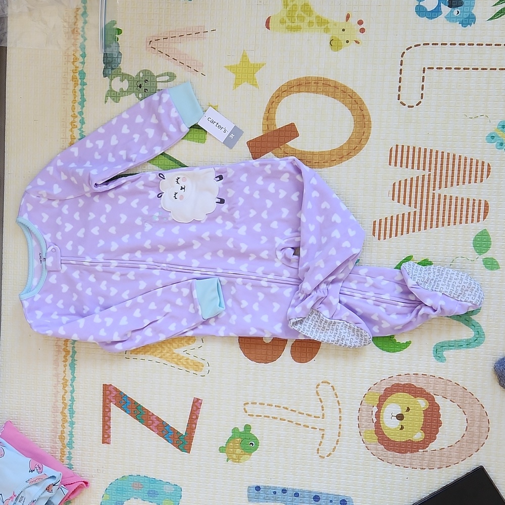 BNWT Carters 3t one piece Onesie